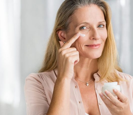 Meilleures crèmes de nuit anti-âge à essayer en 2023 – Comparatif et guide d’achat Meilleure creme de nuit anti age vieillissement guide achat avis comparatif