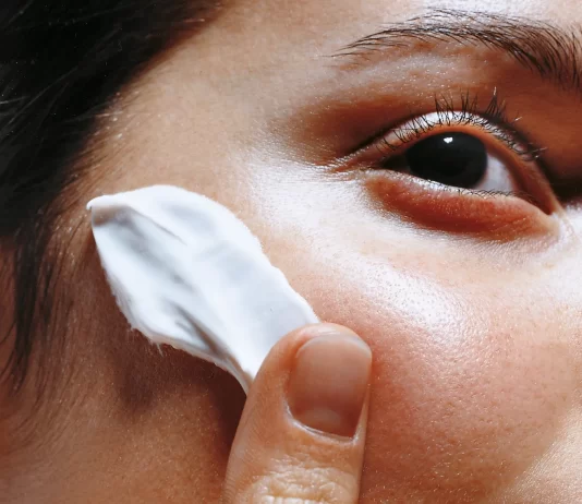 Routines de soins pour les peaux à tendance acnéique Routines de soins pour les peaux à tendance acnéique